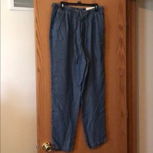 American Eagle High Rise Pants